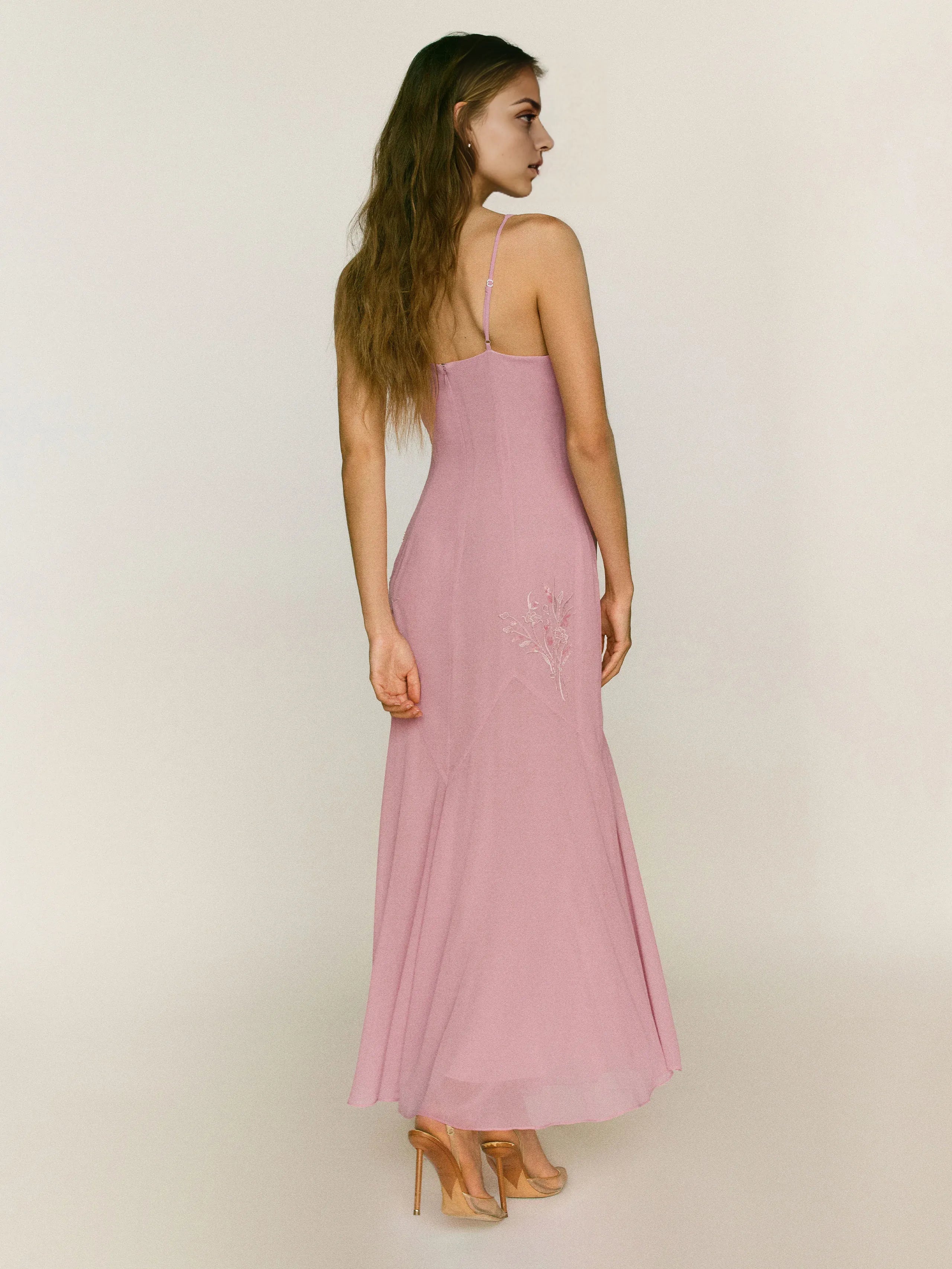 Weitese Dress Vintage V Neck Regular Straps Sleeveless Mermaid Prom Dress Maxi Dress Backless Evening Dress With Applique