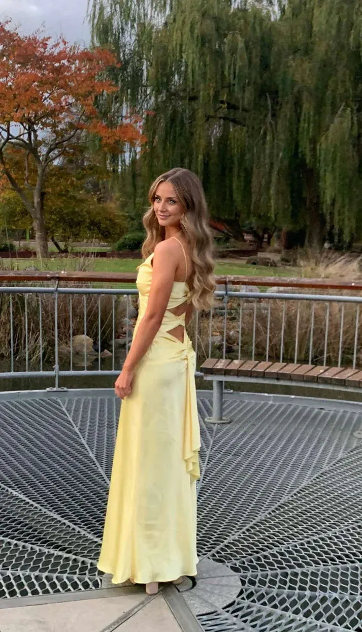 Robe Weitese Jaune Mode Col en V Bretelles Spaghetti Élégante Longue Satin Dos Lacé Robe De Bal Robe De Soirée Robe De Soirée Robe De Bal