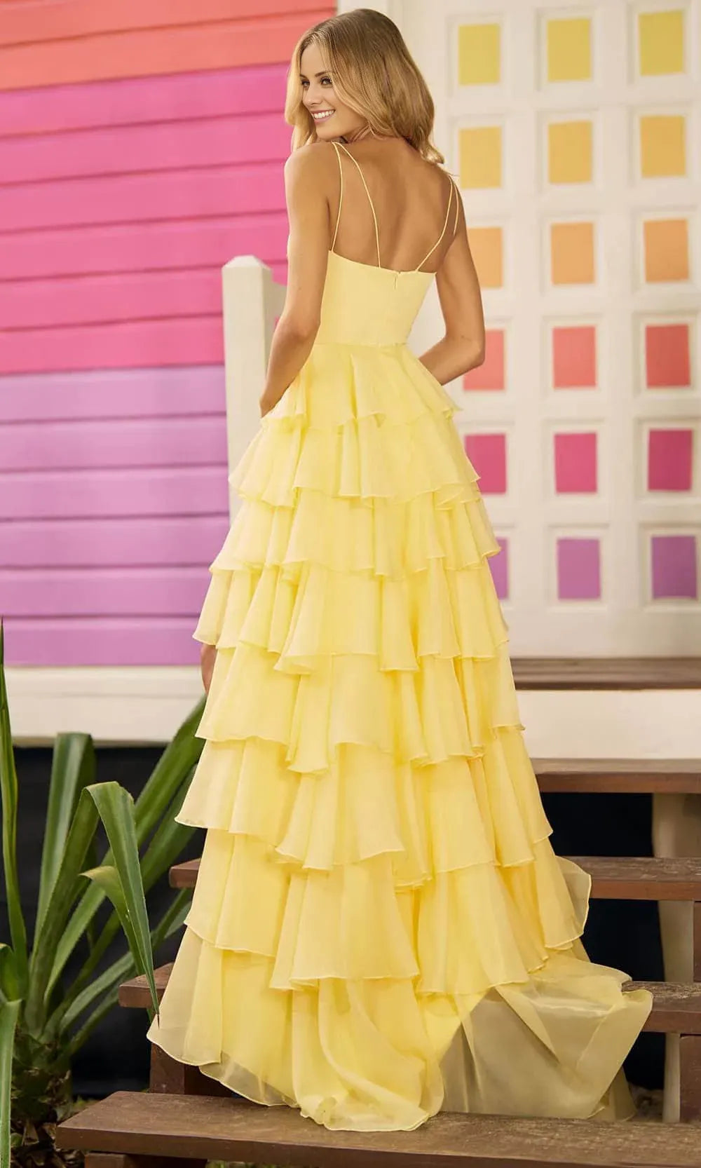 Weitese Formal Women's Dresses Ruffle Spaghetti Straps Multi Layer Gown with Slit Prom Gown Sleeveless A-line Backless Floor Length Prom Dress Prom Dresses Stores