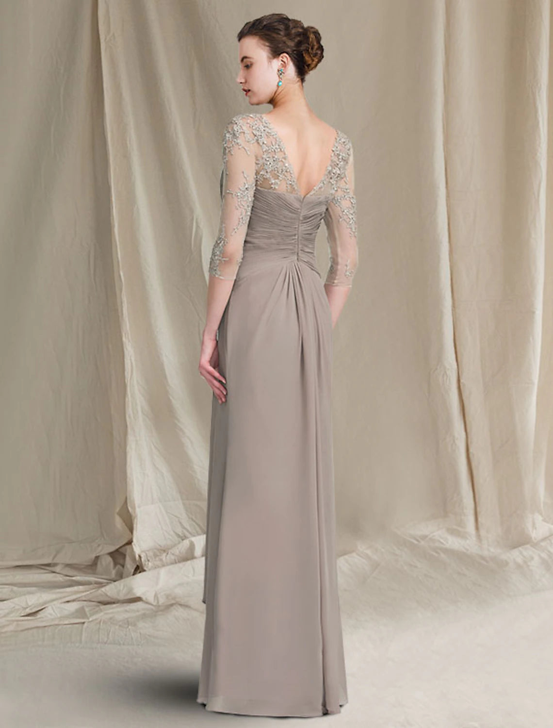Weitese A-Line Mother of the Bride Dress Elegant Jewel Neck Floor Length Chiffon Lace 3/4 Length Sleeve with Ruched Appliques