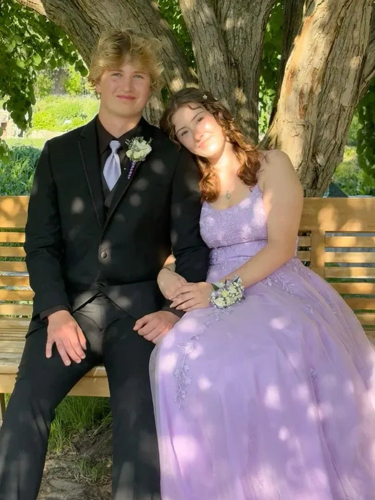 Whimsical A-Line Spaghetti Strap Lace-Up Back Floral Appliqué Tulle Floor-Length Prom Gown