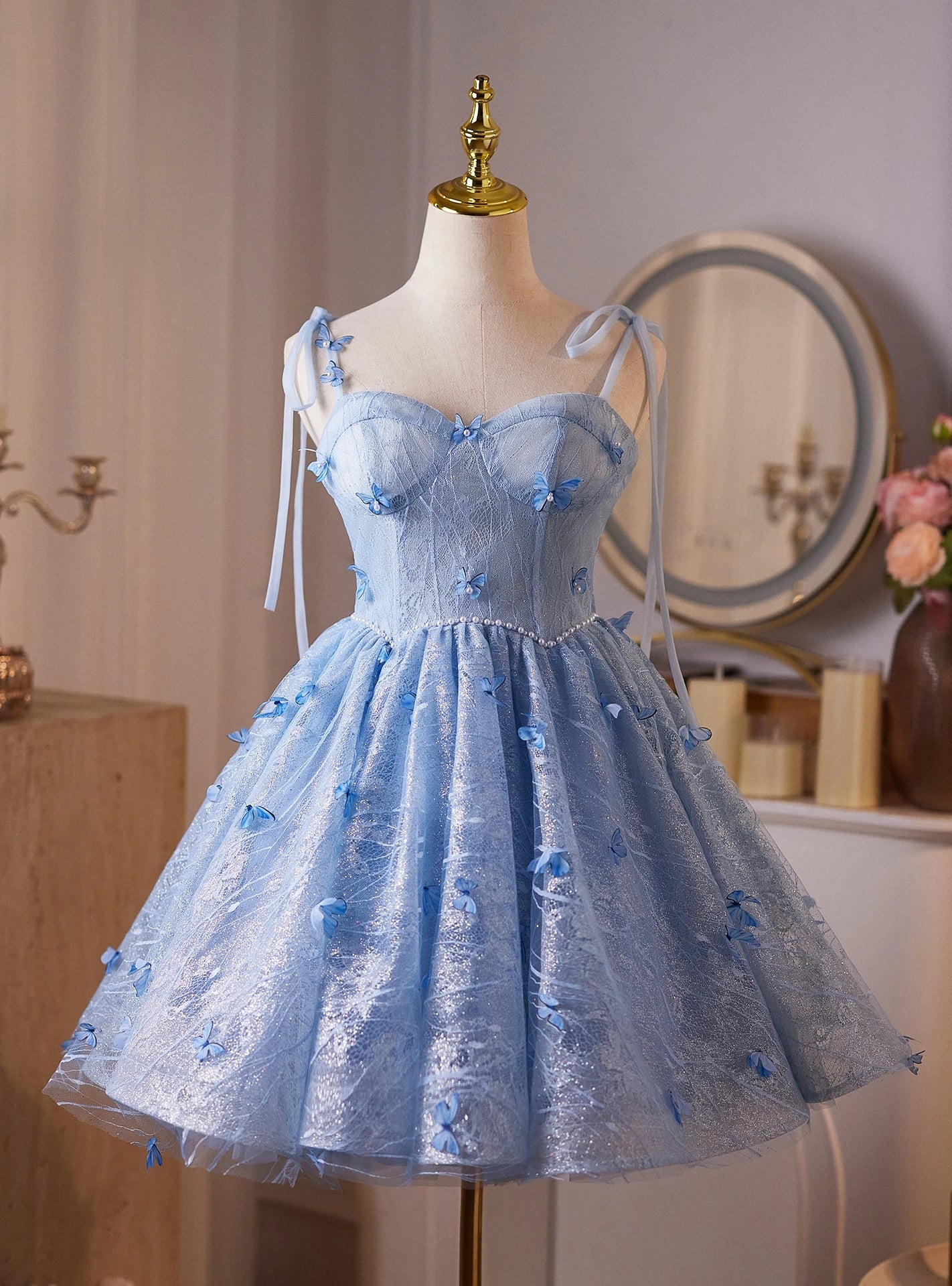 Whimsical A-Line Sweetheart Tie-Shoulder Butterfly Applique Light Blue Short Homecoming Dress