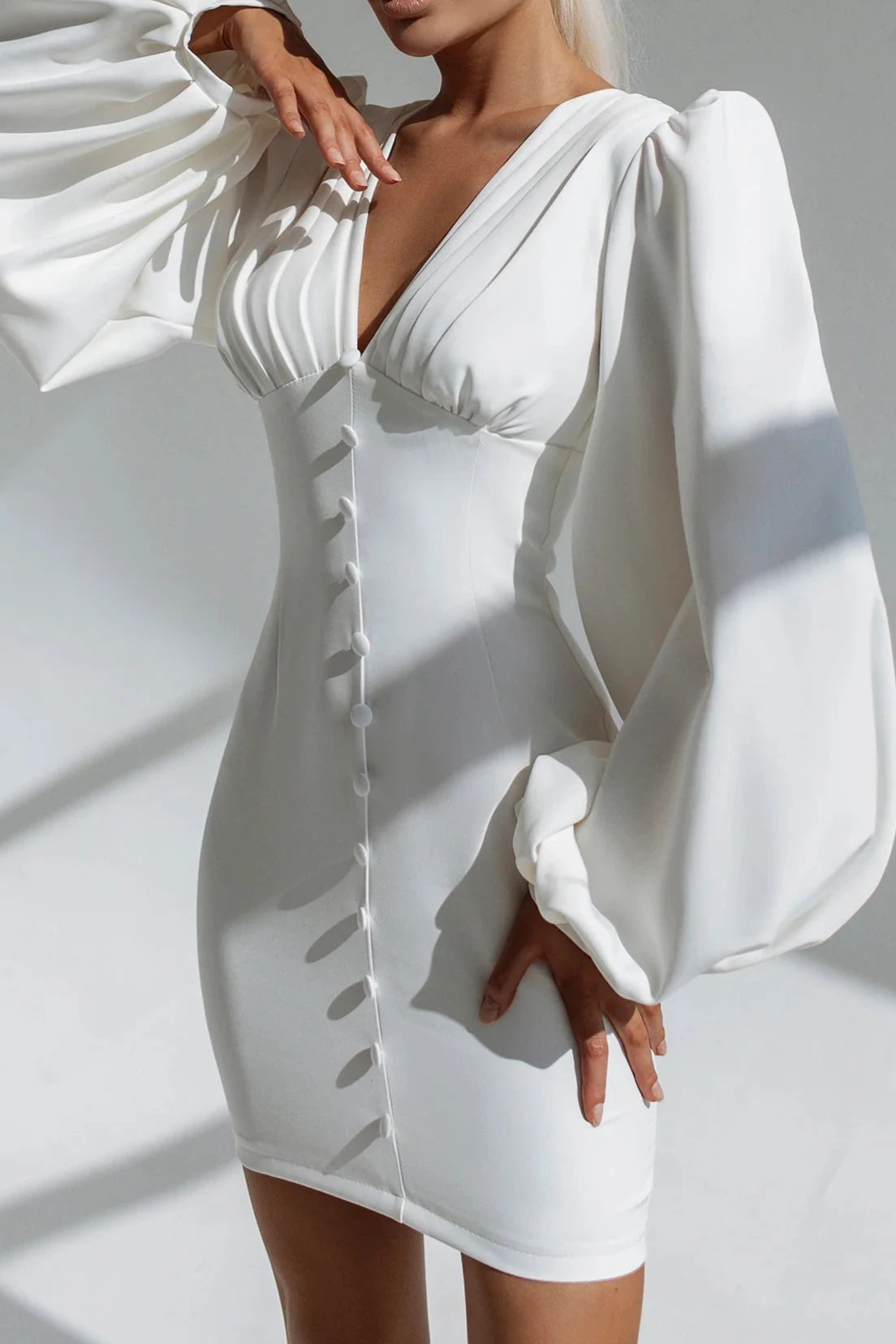 White Backless Puff Long Sleeve Mini Short Party Dress A-line V Neck Homecoming Dress