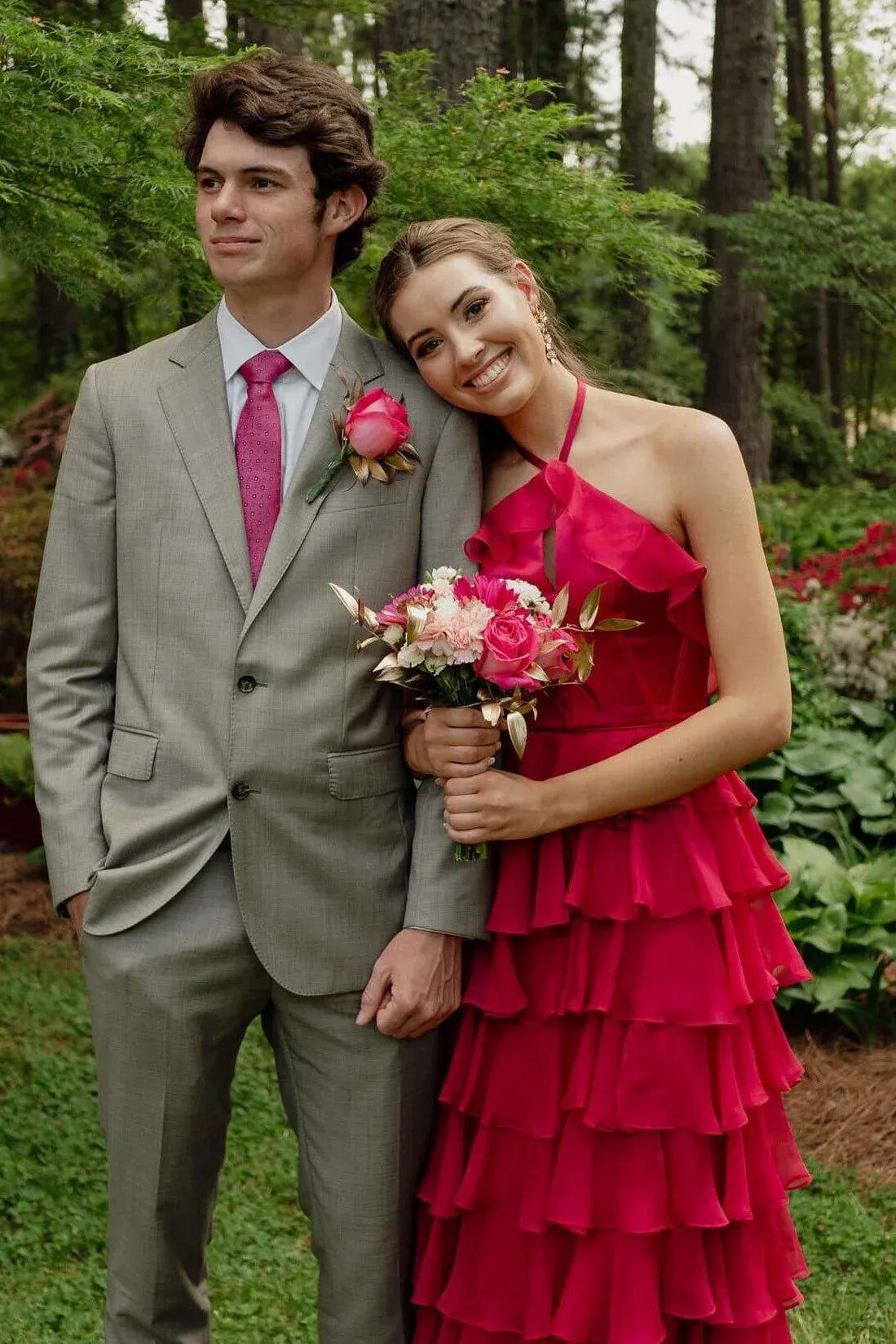 Wonderful Halter Sleeveless Empire A-Line Chiffon Tiered Long Prom Dress