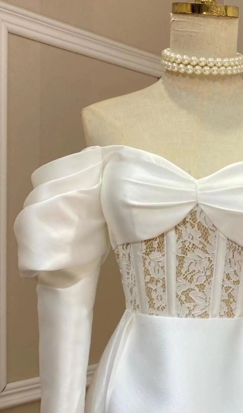 Off-the-Shoulder Back Slit Lace Strapless With Sleeves Prom Dress