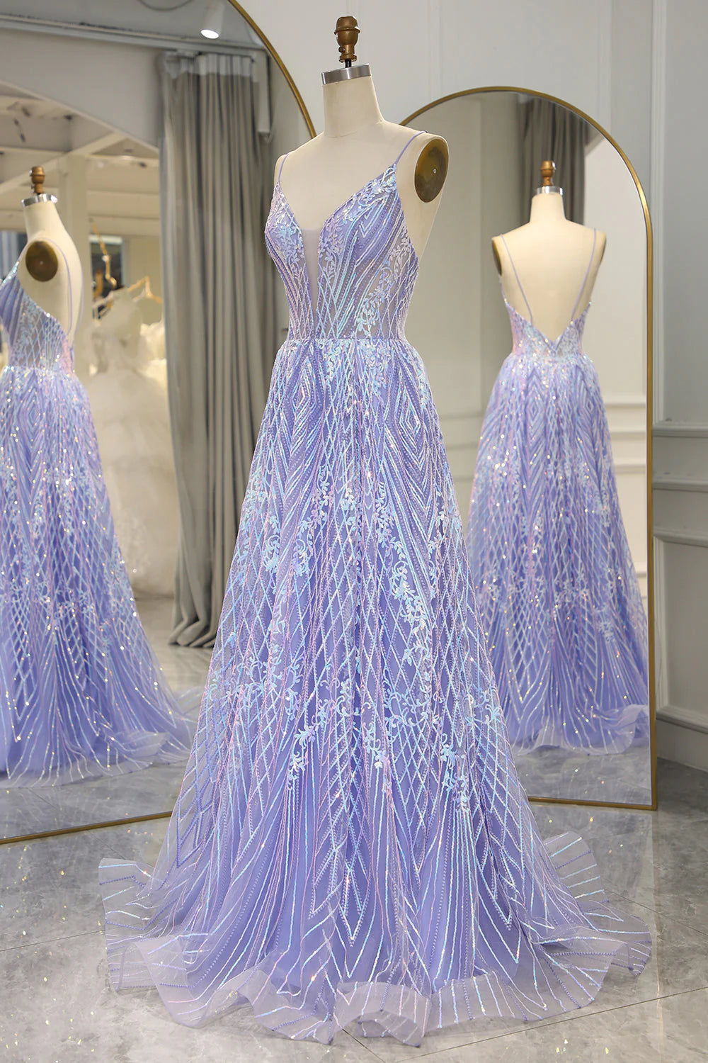 Robe de bal longue lilas scintillante, coupe trapèze, dos nu, avec applications