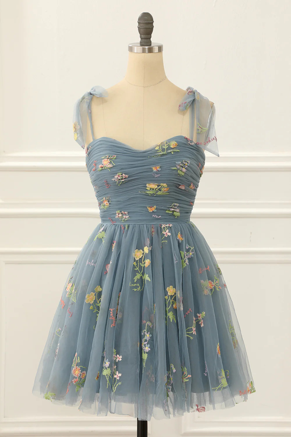 Tulle A Line Short Grey Blue  Prom Dress With Embroidered