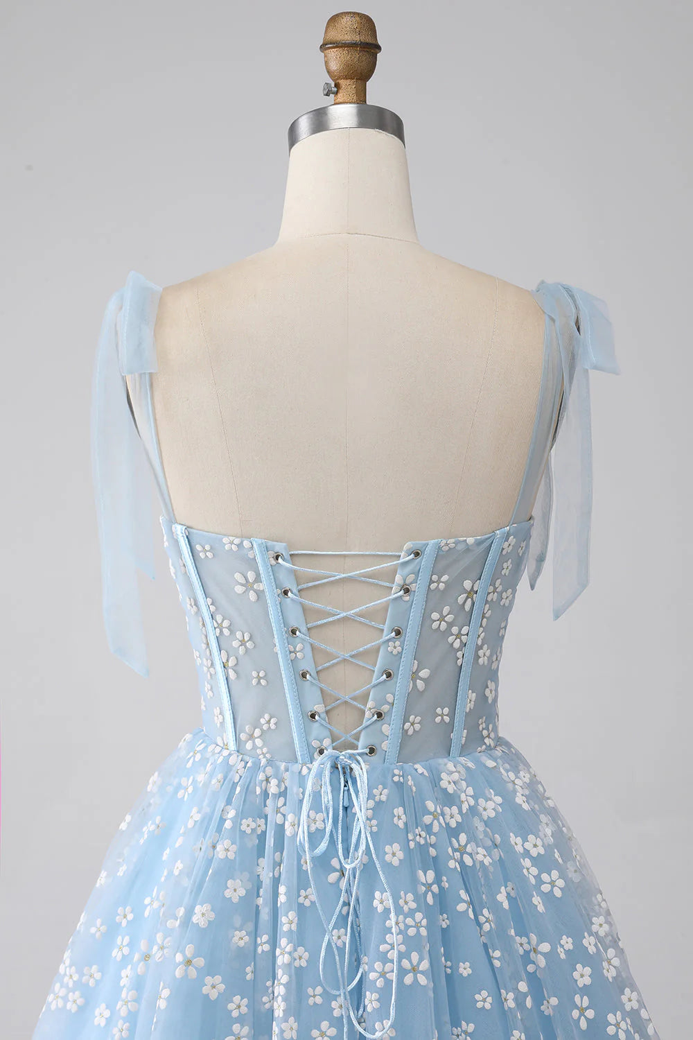 Robe Weitese trapèze à bretelles spaghetti bleu ciel avec corset
