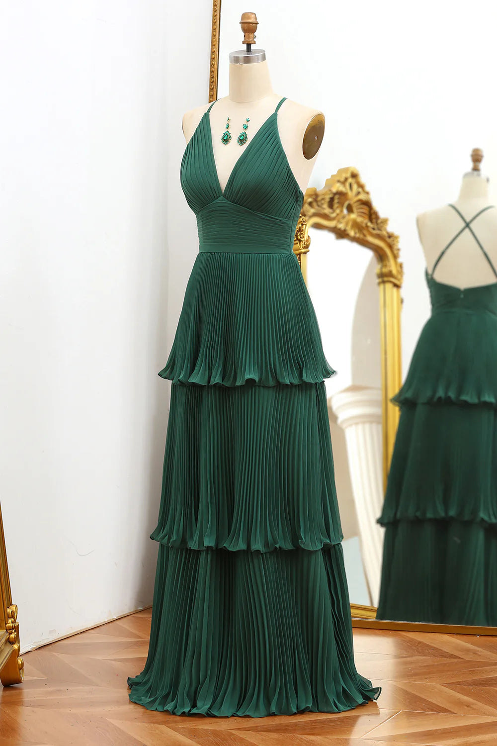 Robe de bal à bretelles spaghetti et col en V à plusieurs niveaux