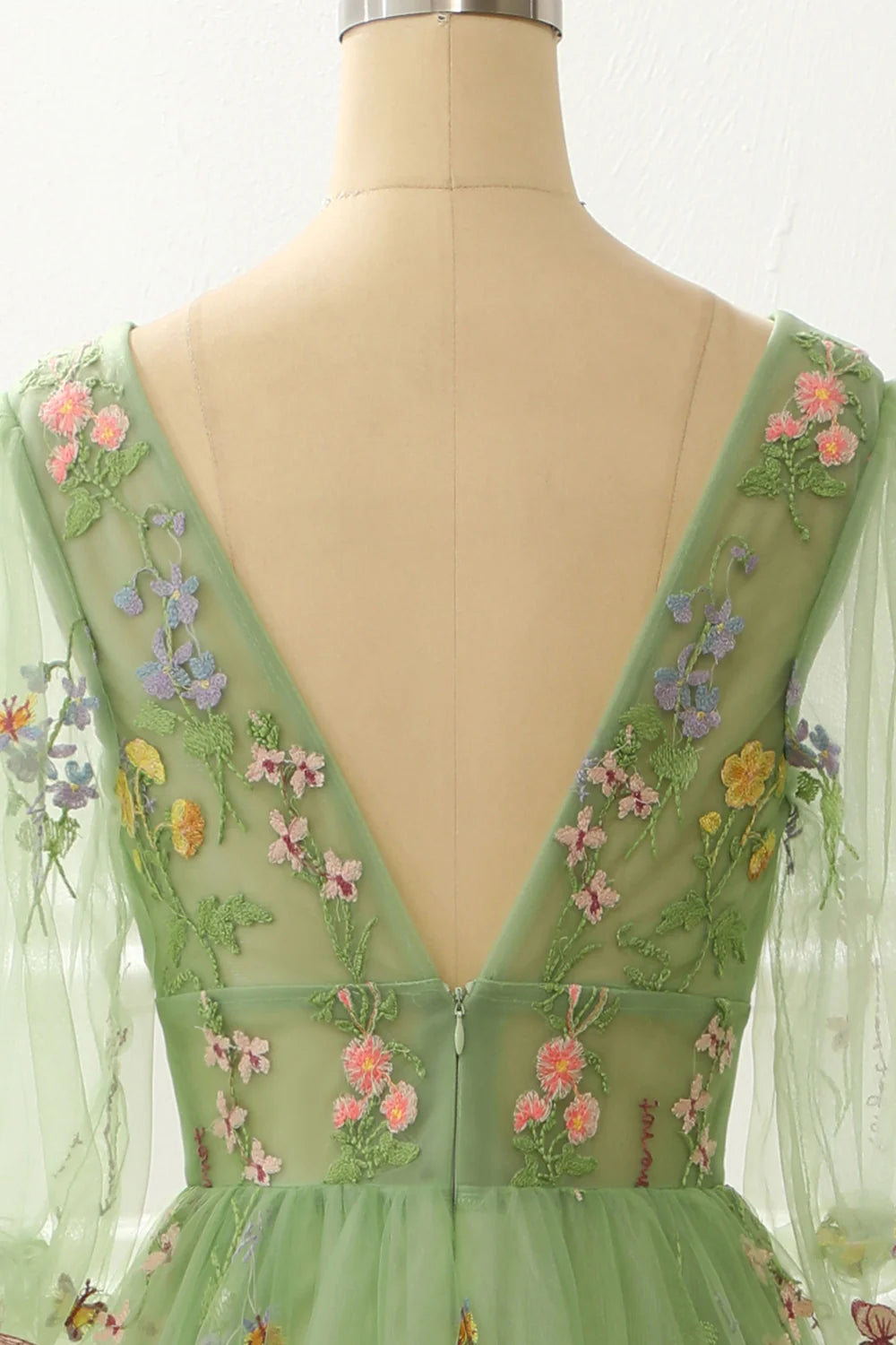 Vestido de fiesta de princesa verde con bordado