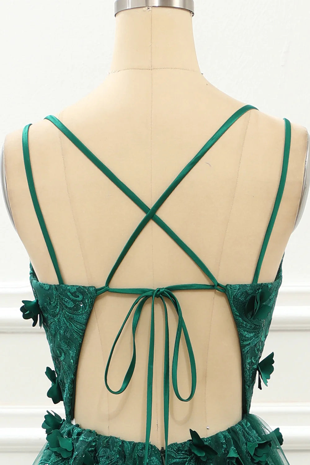 Vestido de fiesta verde oscuro de tul con apliques y corte en A