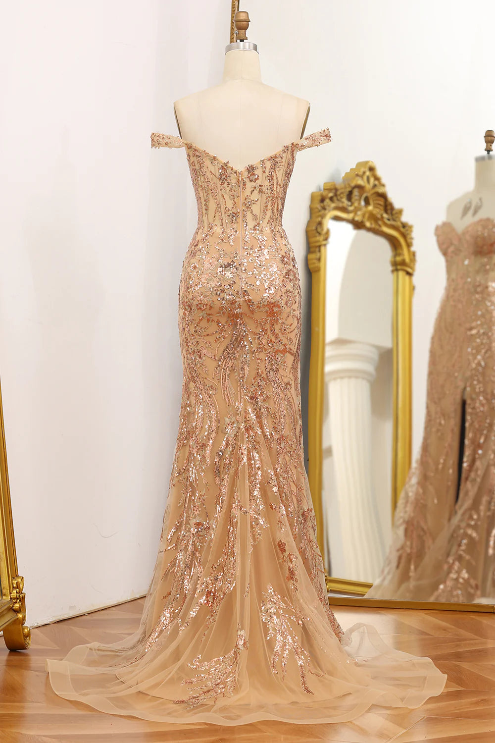 Vestido de fiesta largo con lentejuelas y hombros descubiertos de sirena