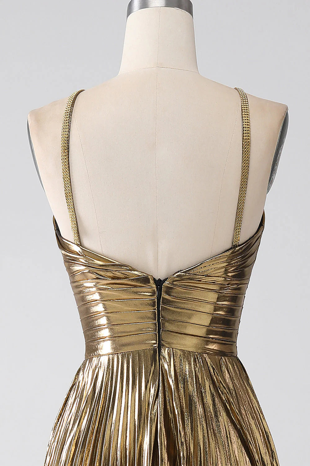 Robe de bal plissée à bretelles spaghetti et fente