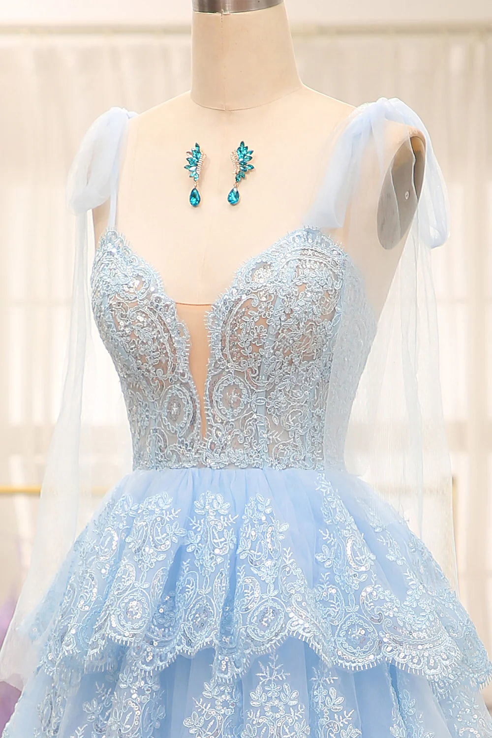 Sweetheart Bow Tie Straps Tiered  Light Blue Tulle Prom Dress With Appliques