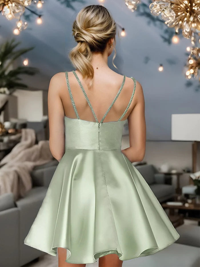 Robe de soirée trapèze en satin à doubles bretelles spaghetti et strass Weitese