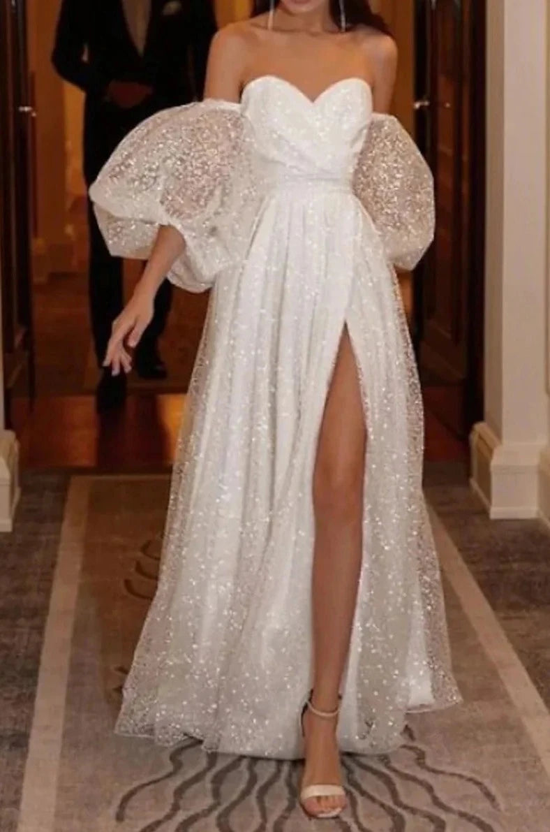 Robe de bal longue trapèze/princesse à manches courtes et décolleté en cœur