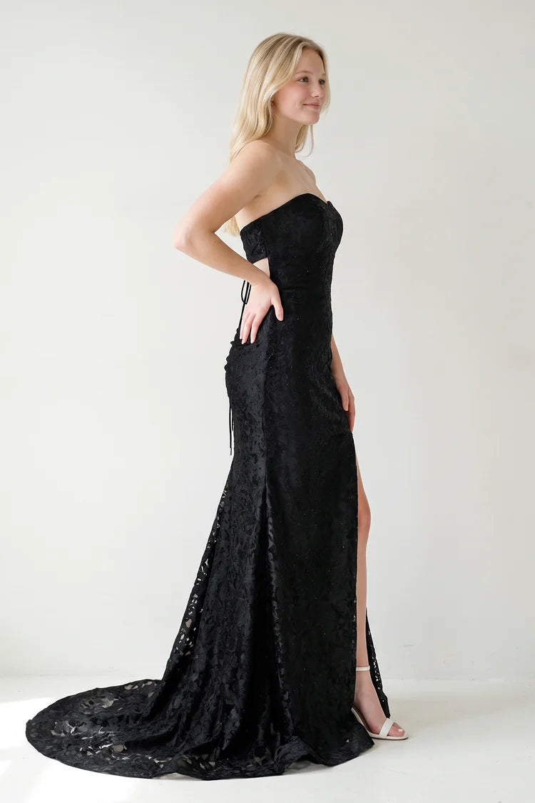 Black Lace Mermaid Sweetheart Lace-Up Back Floor-Length Dress