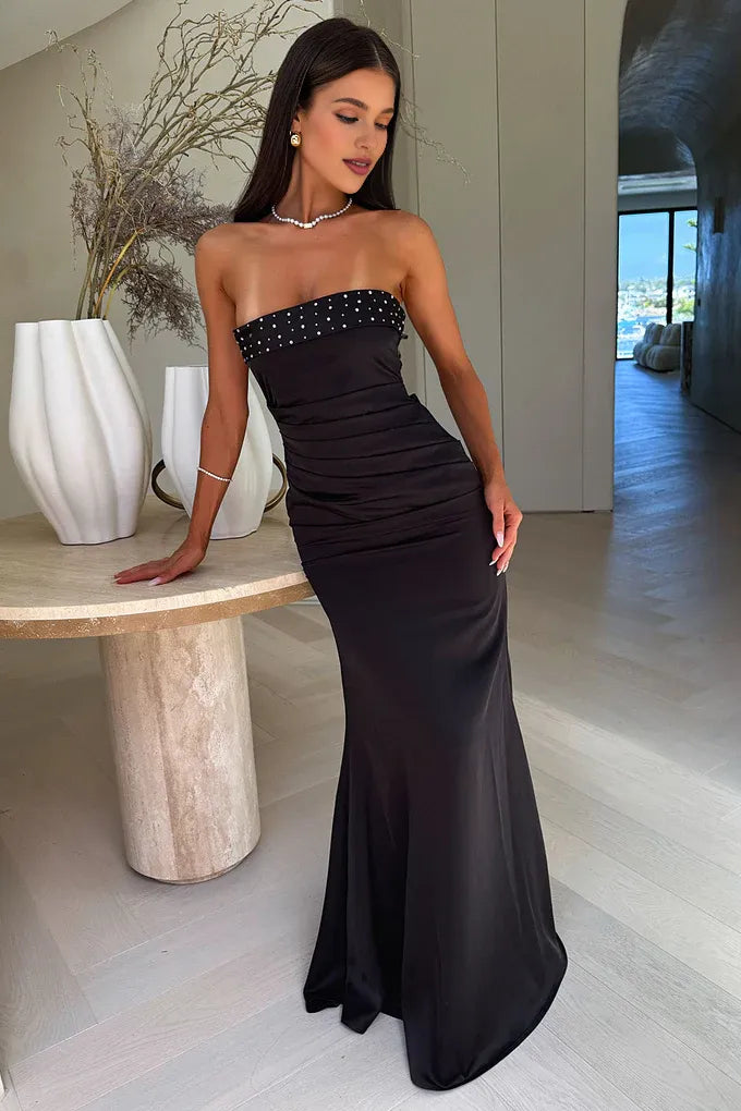 Graceful Mermaid/Trumpet Strapless Sleeveless Satin Backless Floor-Length Prom Dress