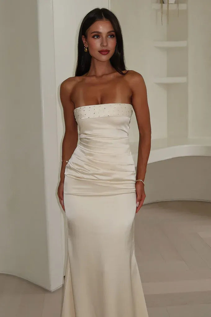 Graceful Mermaid/Trumpet Strapless Sleeveless Satin Backless Floor-Length Prom Dress