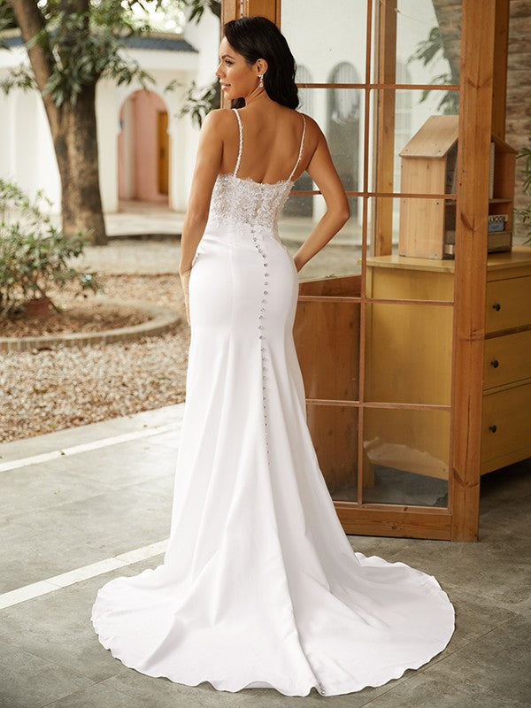 Weitese Sheath/Column Lace V-neck Sleeveless Sweep/Brush Train Wedding Dresses