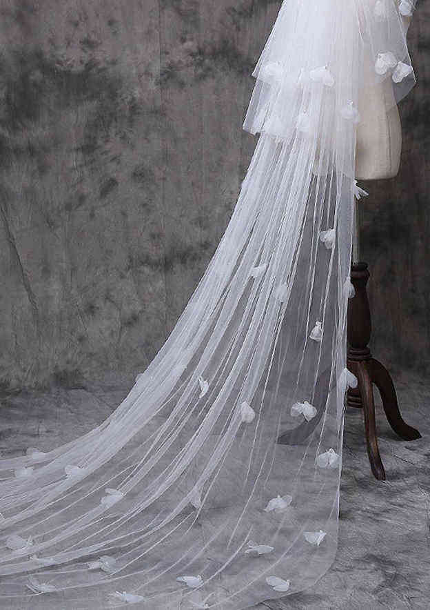 Three-tier Cathedral Bridal Veils With Faux Pearl Petal