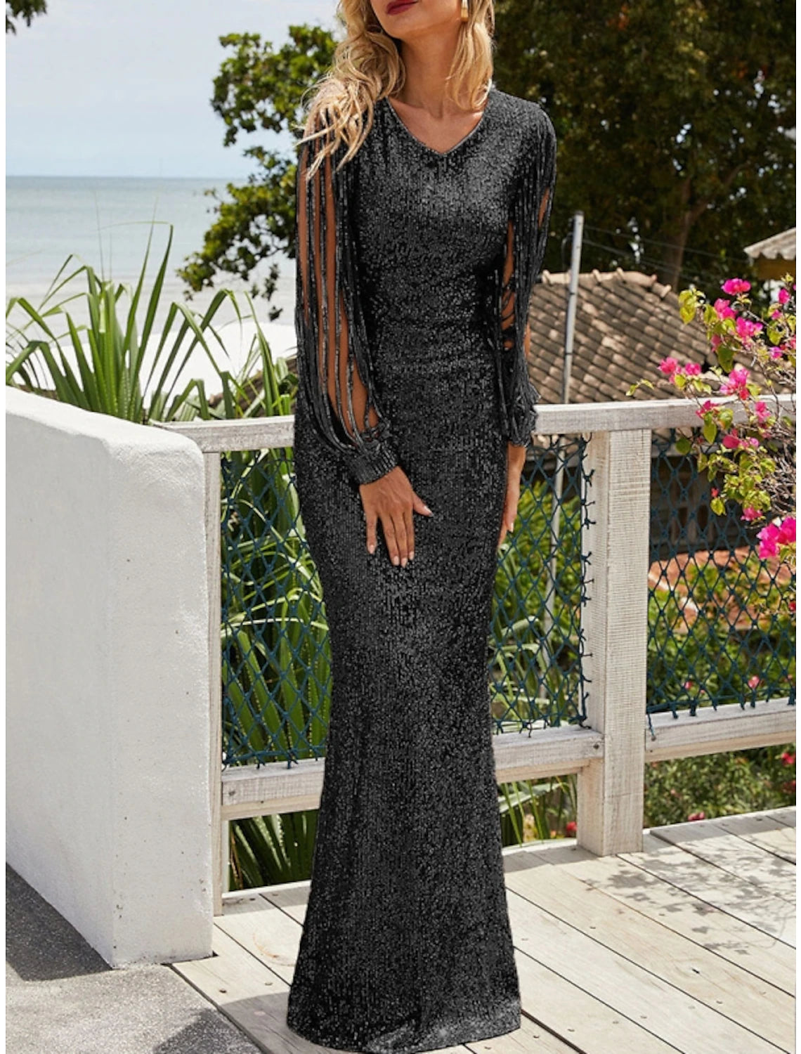 Weitese Sheath / Column Evening Gown Sparkle & Shine Dress Wedding Guest Party Wear Sweep / Brush Train Long Sleeve V Neck Sequined with Glitter Pleats