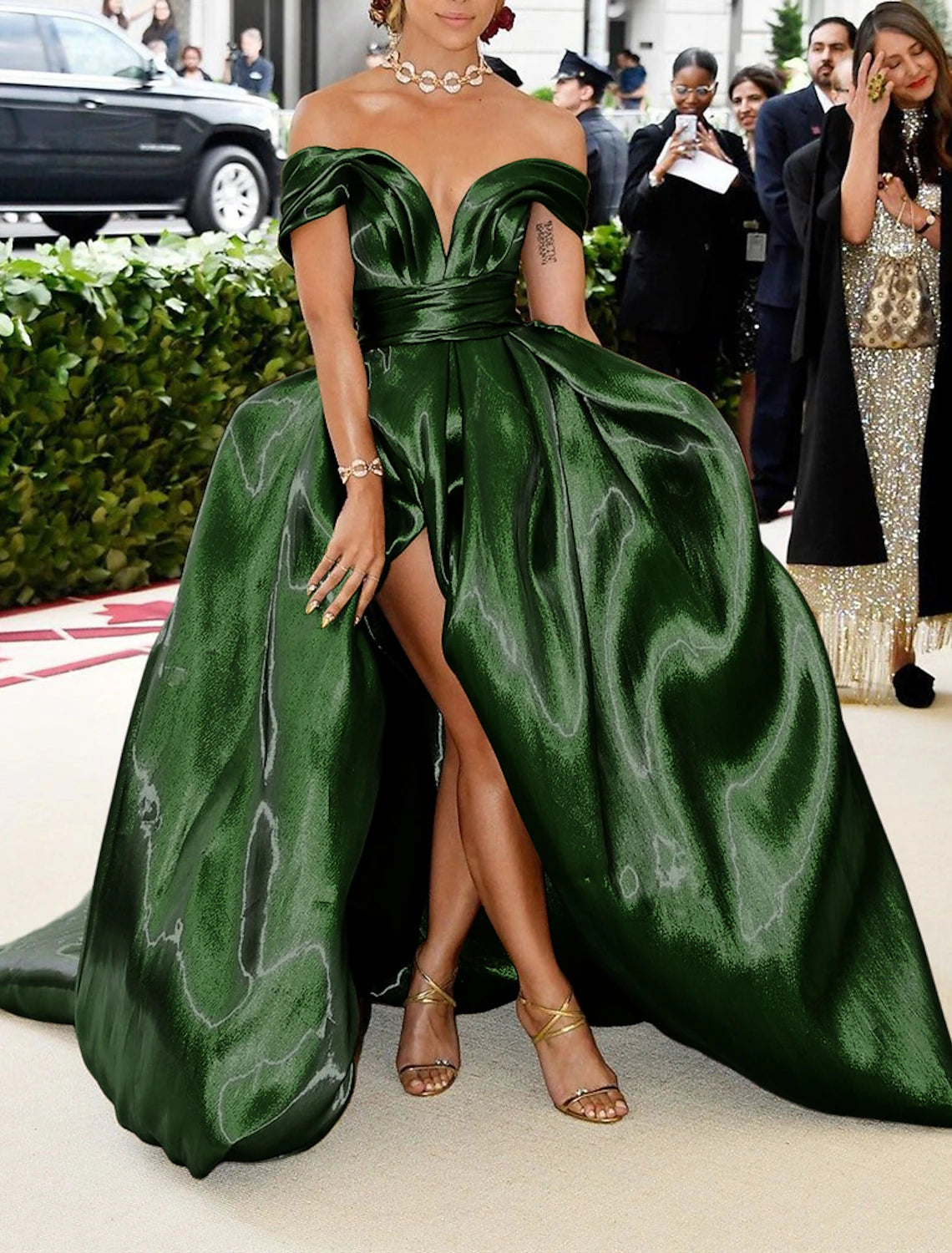 A-Line Evening Gown Gold Prom Dress Carnival Celebrity Sparkle Dress Floor Length Sleeveless Off Shoulder Satin