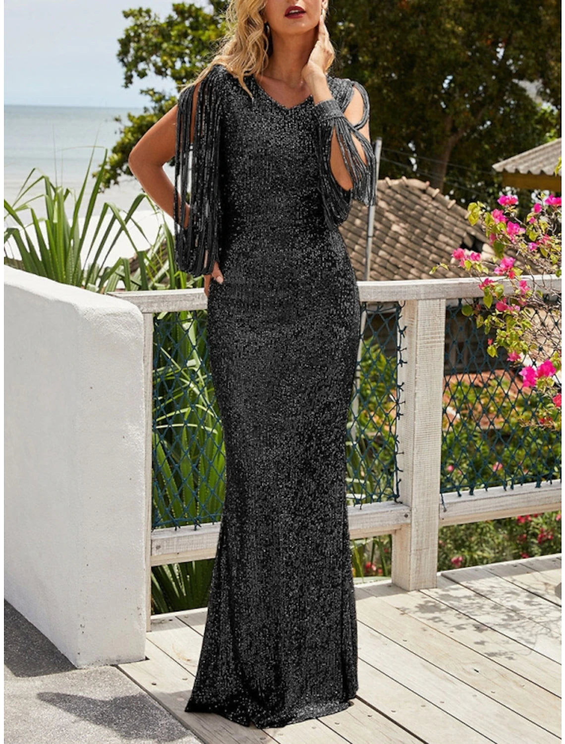 Weitese Sheath / Column Evening Gown Sparkle & Shine Dress Wedding Guest Party Wear Sweep / Brush Train Long Sleeve V Neck Sequined with Glitter Pleats
