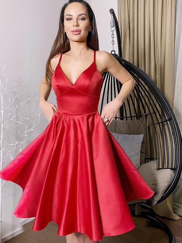 Weitese A-Line/Princess V-neck Sleeveless Satin Short/Mini Homecoming Dresses