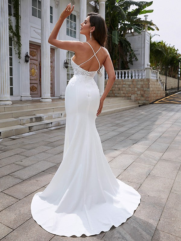Lace V-neck Sleeveless Sweep/Brush Train Wedding Dresses