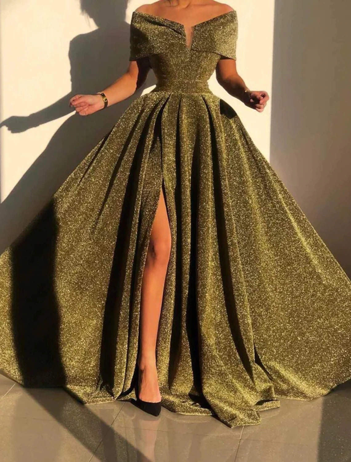 A-Line Evening Gown Sparkle & Shine Dress Formal Fall Court Train Sleeveless Off Shoulder Sequined
