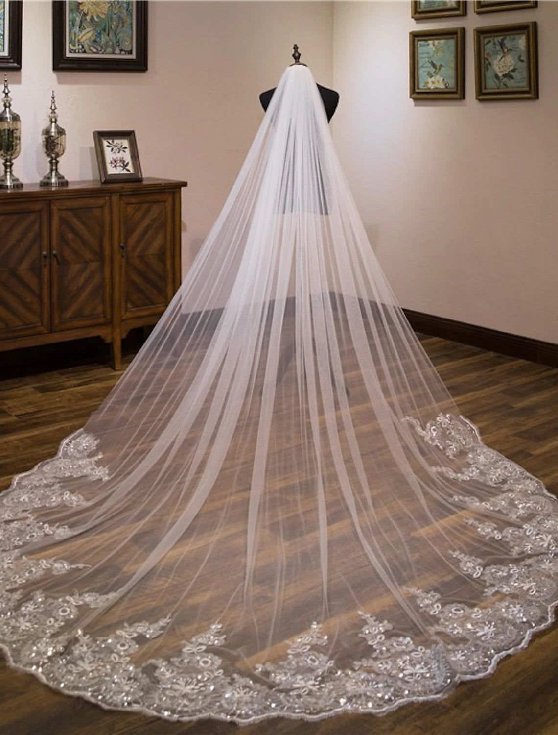 One-tier Cute Wedding Veil Cathedral Veils