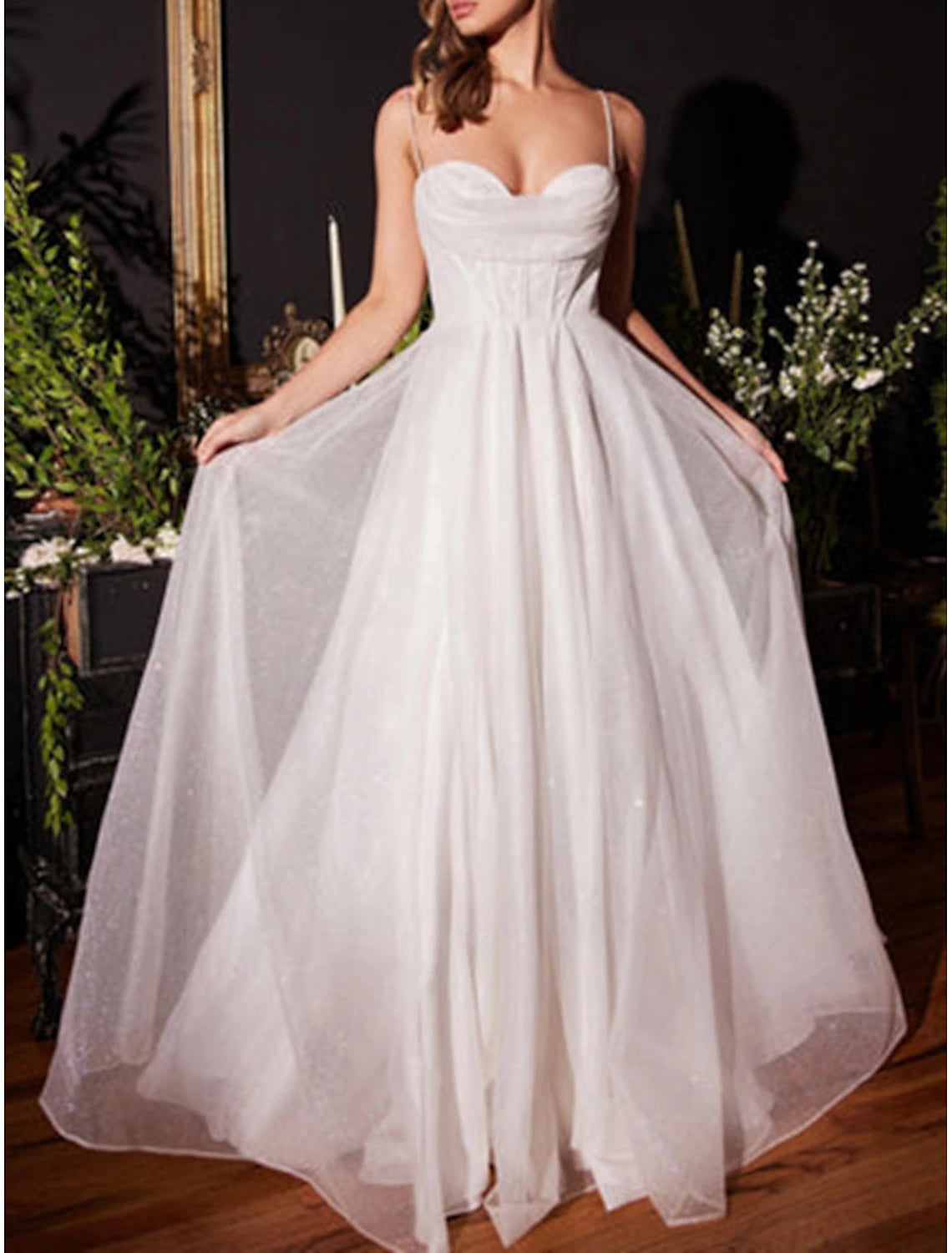 Robe de bal trapèze scintillante, robe de soirée formelle, traîne courte, sans manches, col bénitier, tulle