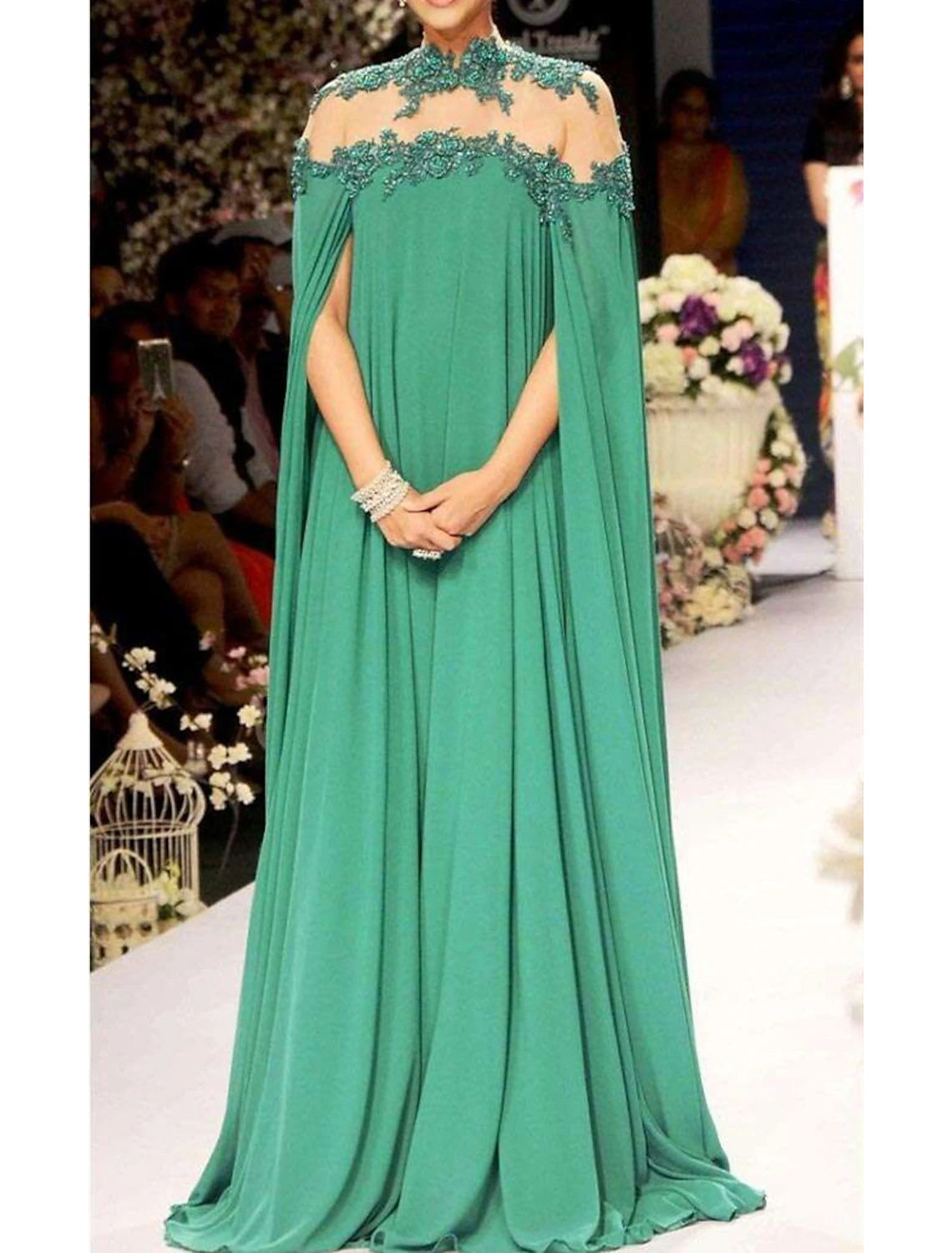 A-Line Evening Gown Elegant Dress Formal Wedding Guest Red Green Dress Floor Length Sleeveless High Neck Fall Wedding Guest Chiffon