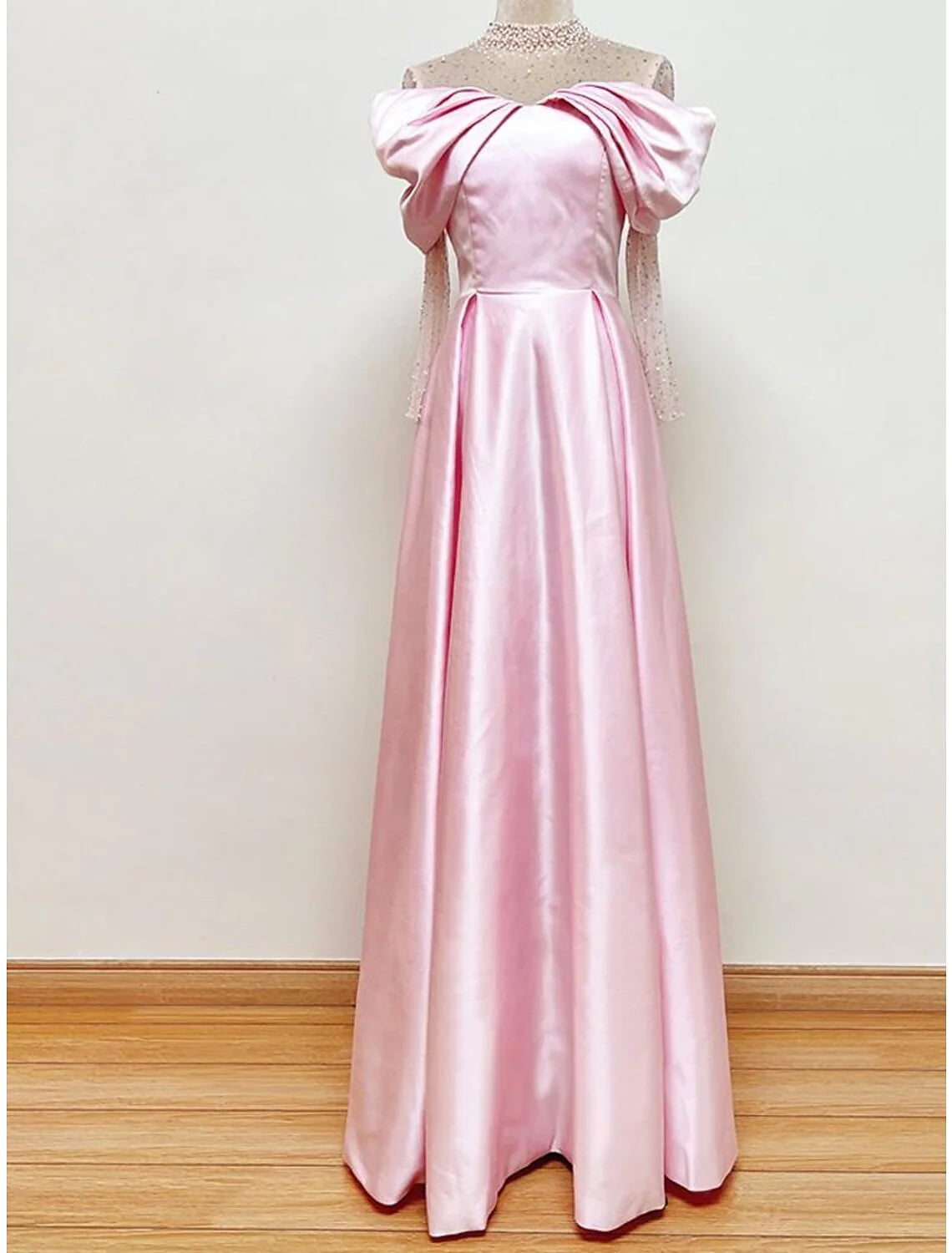 Evening Gown Elegant Dress Formal Prom Floor Length Short Sleeve Sweetheart Satin with Ruched Pearls Crystals