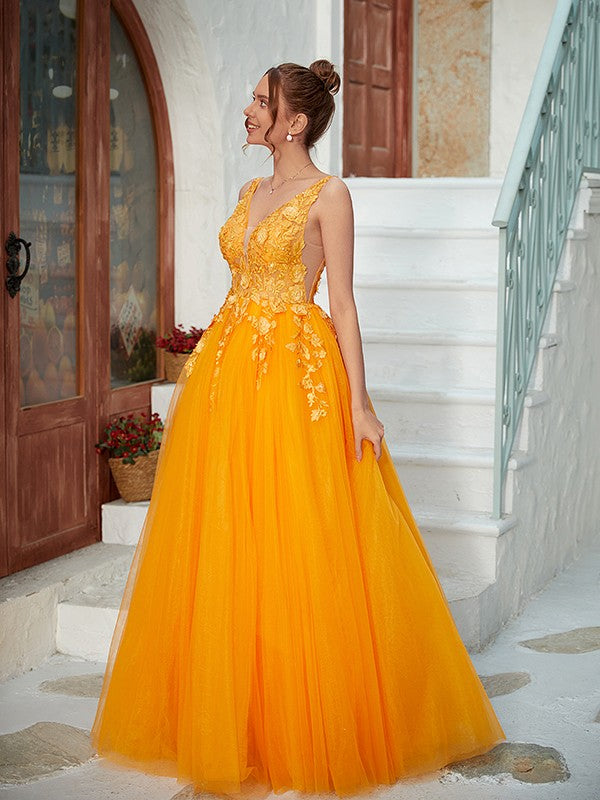 Tulle Applique V-neck Sleeveless Floor-Length Dresses