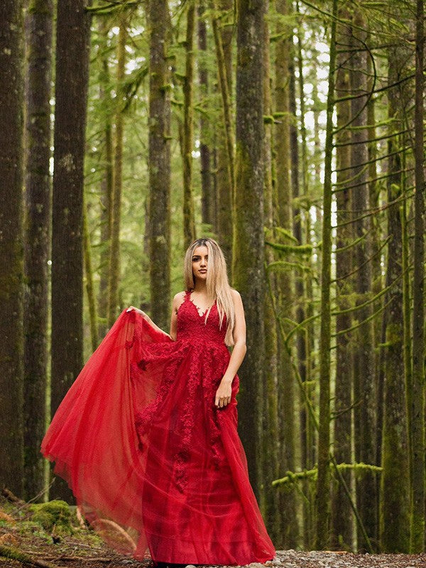 Applique Tulle Sleeveless V-neck Floor-Length Dresses