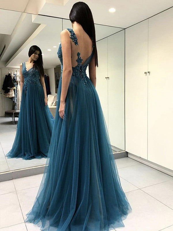 Sleeveless V-neck Floor-Length Applique Tulle Dresses