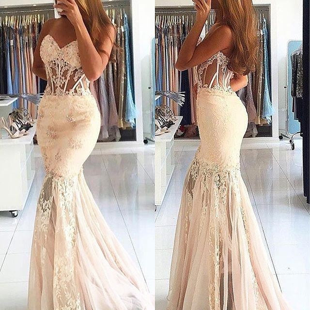 Sleeveless Sweetheart Tulle Lace Sweep/Brush Train Dresses