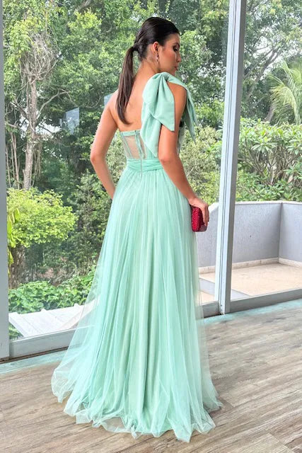 Robe de soirée trapèze en tulle, décolleté en cœur, asymétrique, fente haute