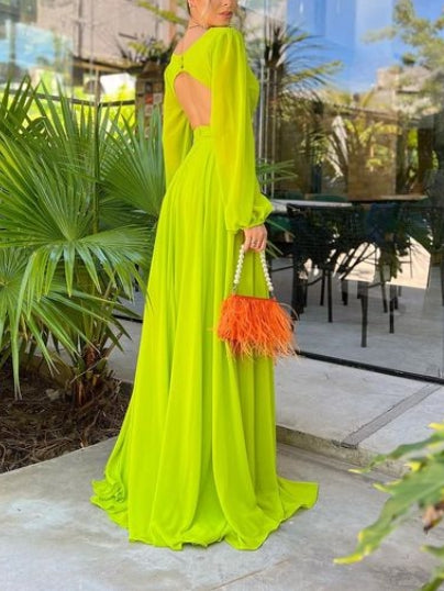 Robe de bal élégante en forme de A avec décolleté en V profond et dos nu