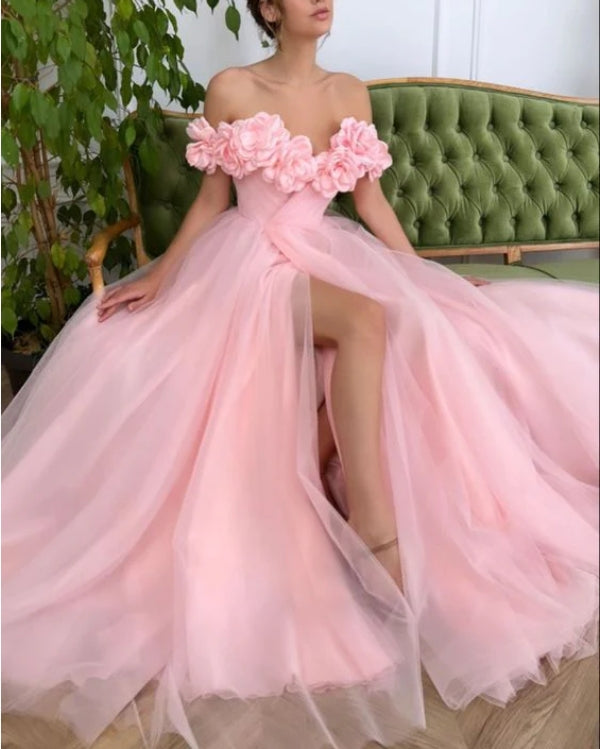 Robe de soirée en tulle fleuri à épaules dénudées et fente