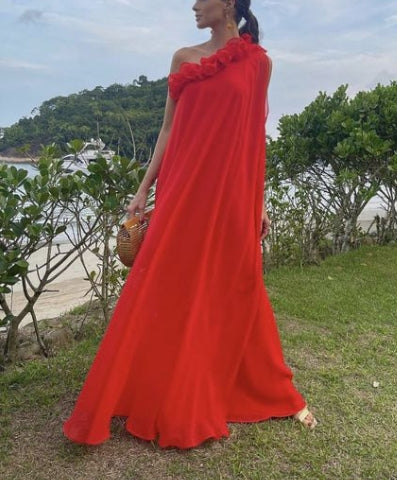 Robe de bal trapèze à épaules dénudées