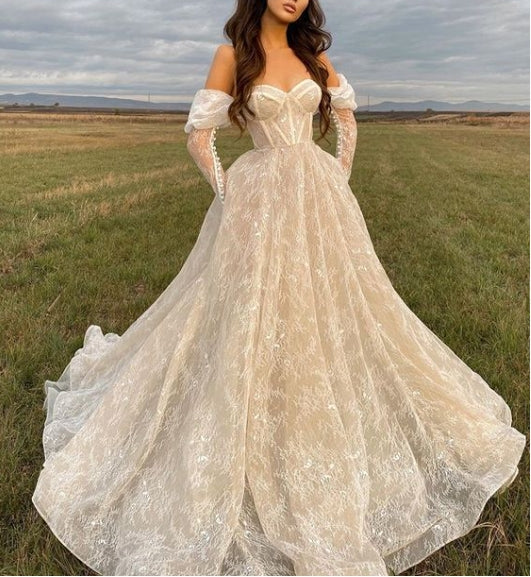 Superbes robes de mariée en dentelle à manches longues et épaules dénudées avec col en cœur