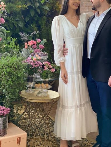 Robe de bal trapèze à manches longues et col profond, style conte de fées