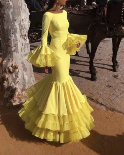 Vestidos de fiesta de sirena con volantes españoles y mangas largas escalonadas