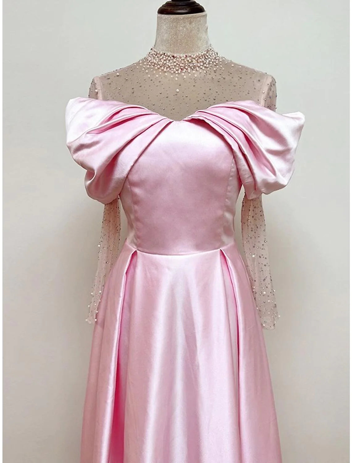 Evening Gown Elegant Dress Formal Prom Floor Length Short Sleeve Sweetheart Satin with Ruched Pearls Crystals