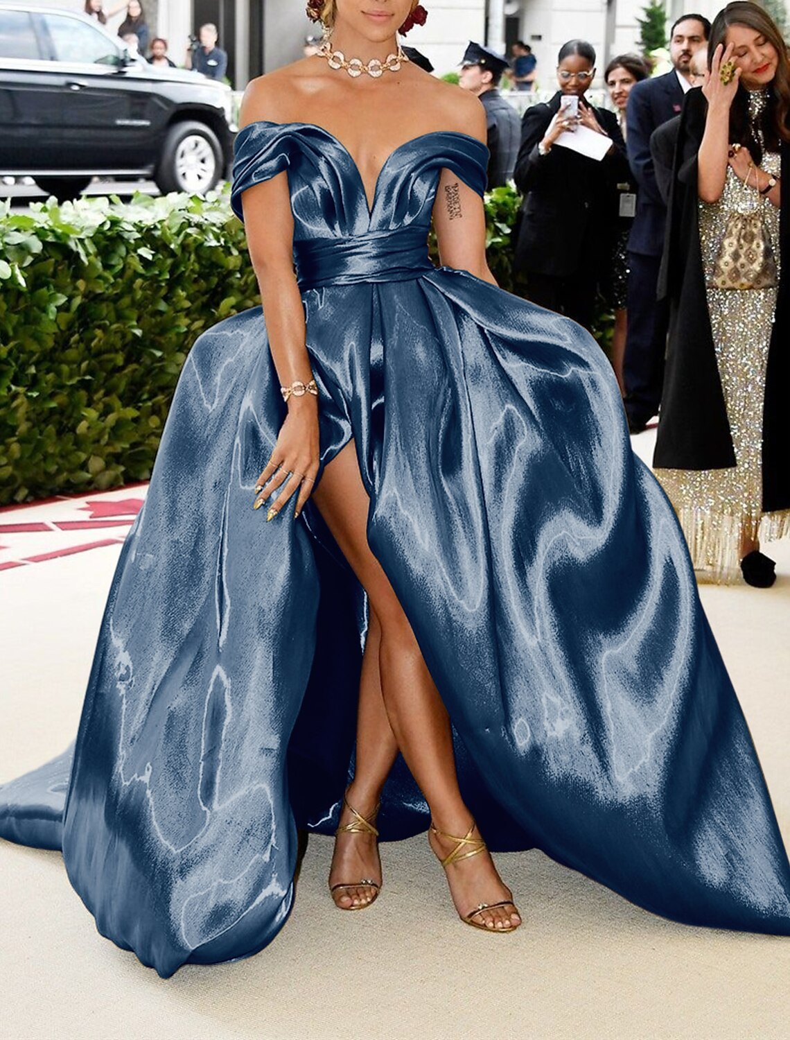 A-Line Evening Gown Gold Prom Dress Carnival Celebrity Sparkle Dress Floor Length Sleeveless Off Shoulder Satin