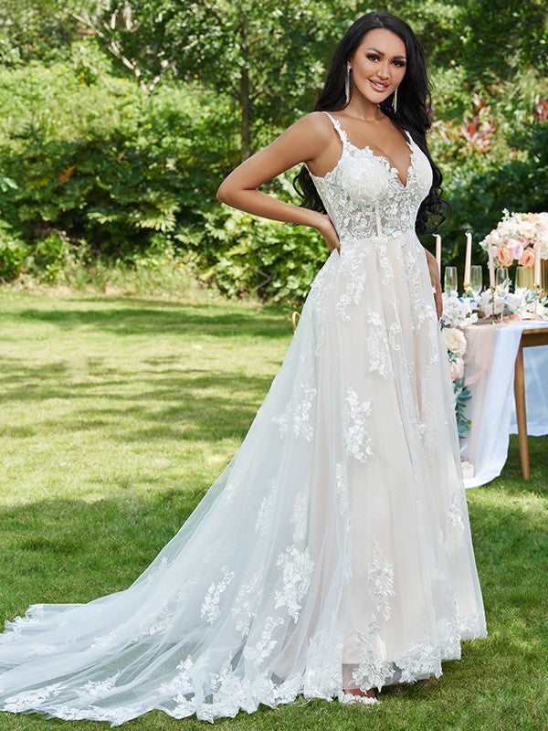 Weitese A-Line/Princess Lace Applique V-neck Sleeveless Sweep/Brush Train Wedding Dresses