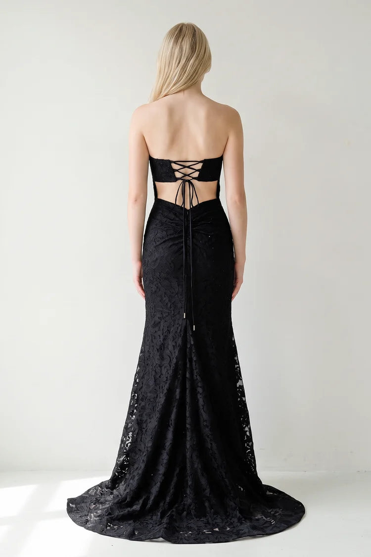 Black Lace Mermaid Sweetheart Lace-Up Back Floor-Length Dress